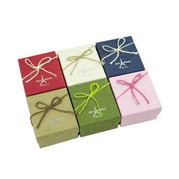 Small Christmas Gift Boxes (5)_副本.jpg